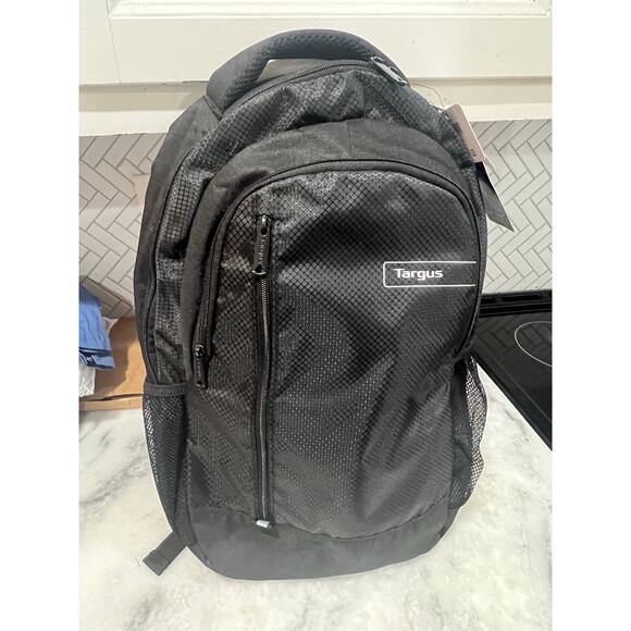 Targus Sport Laptop Backpack 19L Black Fits 15.6” Notebook TSB910AU5-74 New - Picture 1 of 9